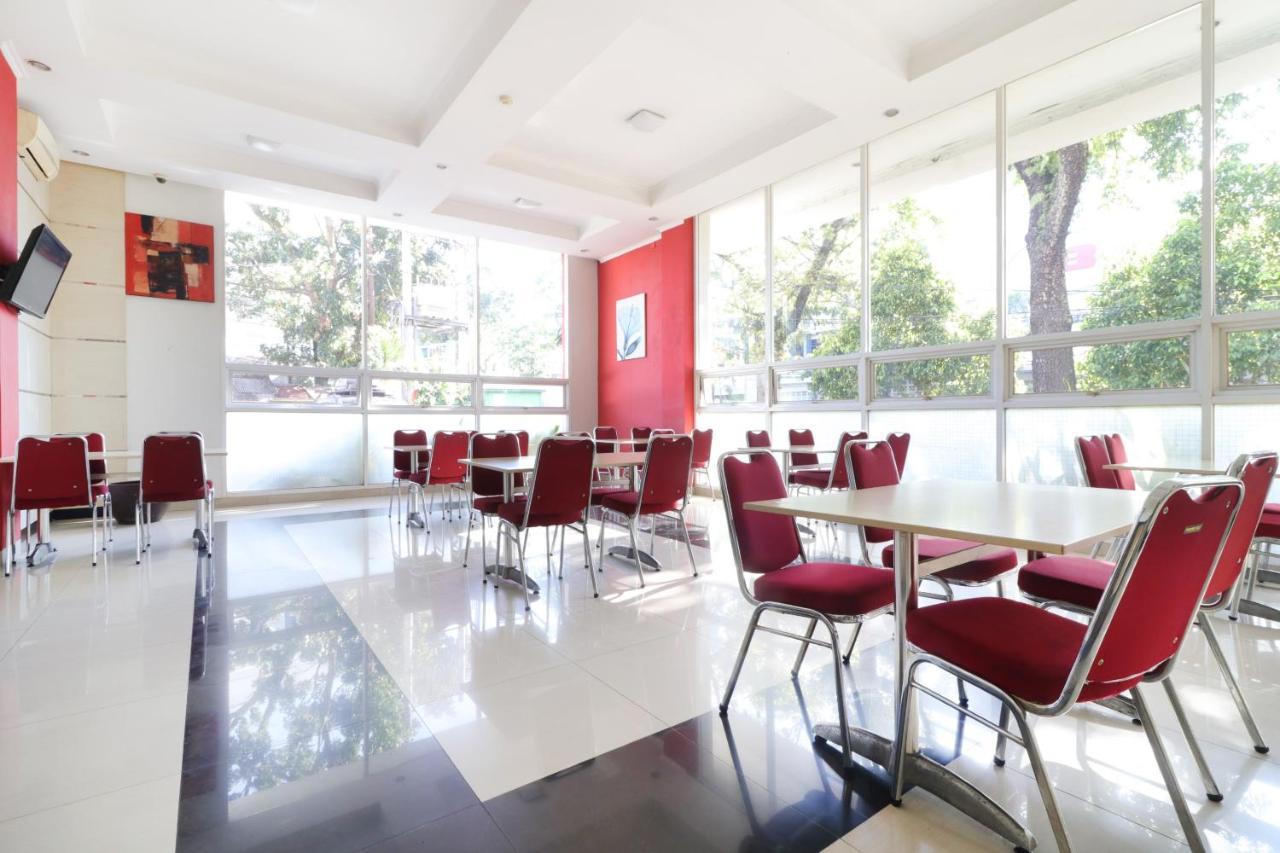 Urbanview Hotel Grand Malabar Бандунг Екстериор снимка