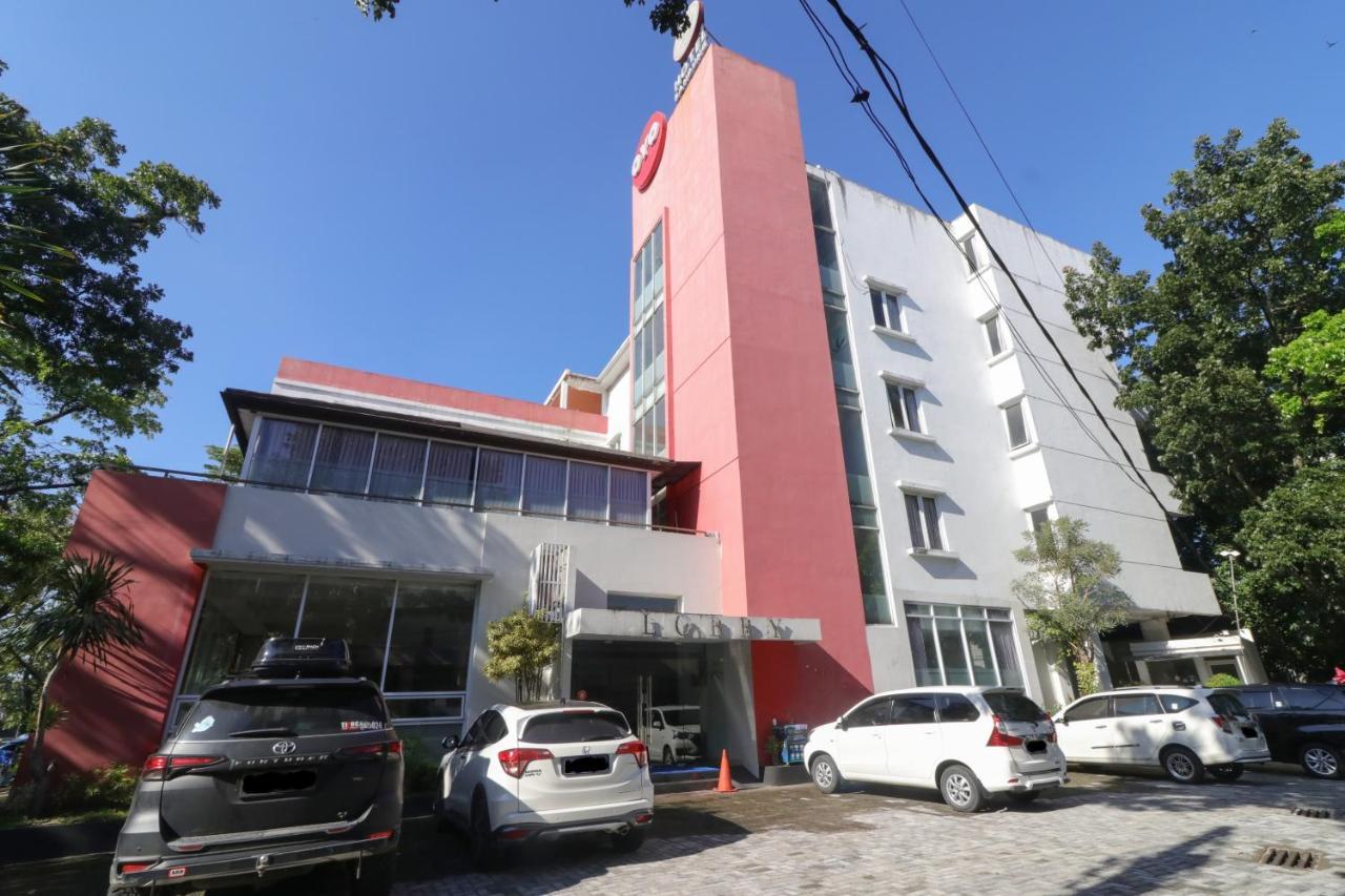 Urbanview Hotel Grand Malabar Бандунг Екстериор снимка