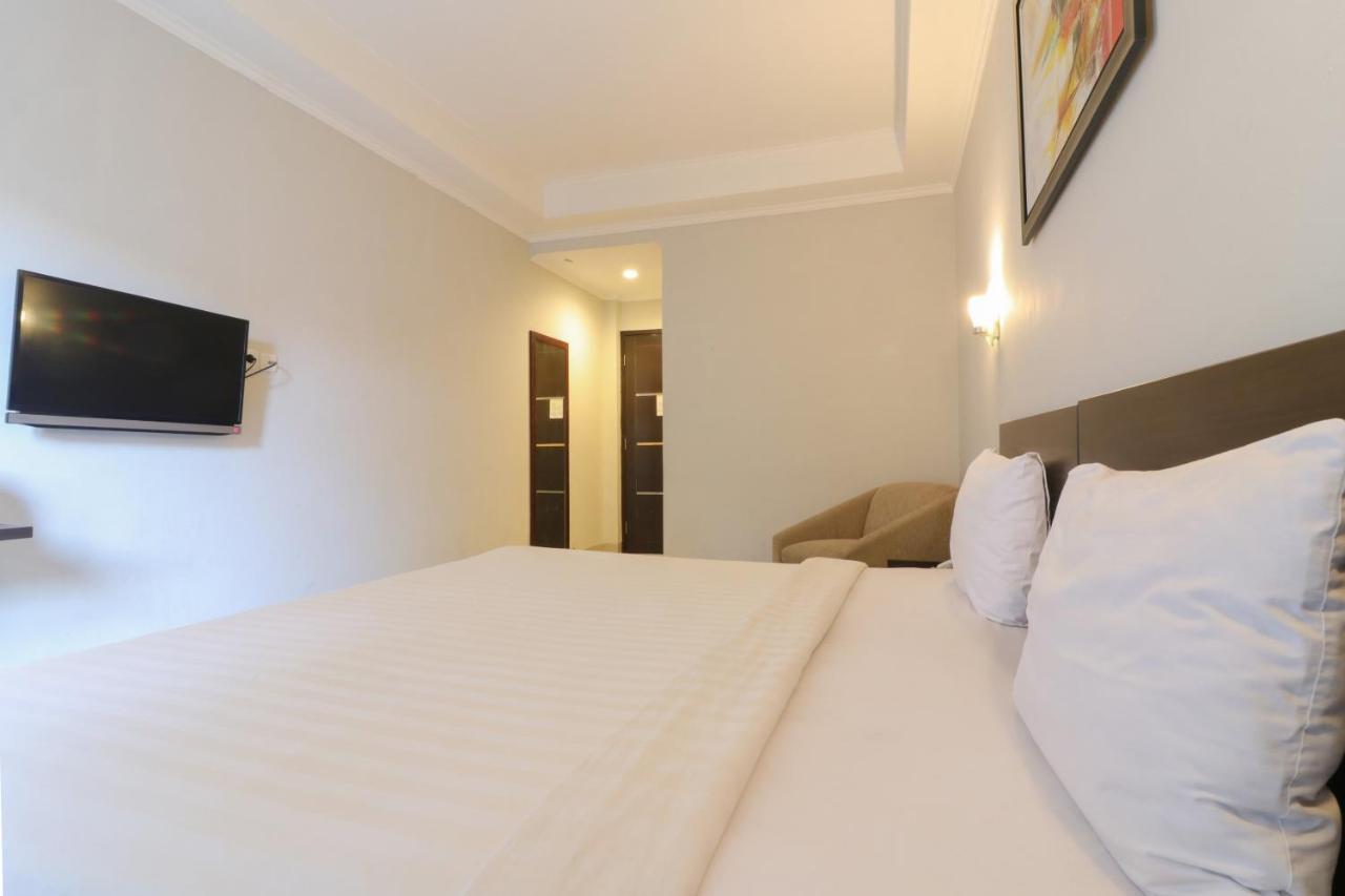 Urbanview Hotel Grand Malabar Бандунг Екстериор снимка