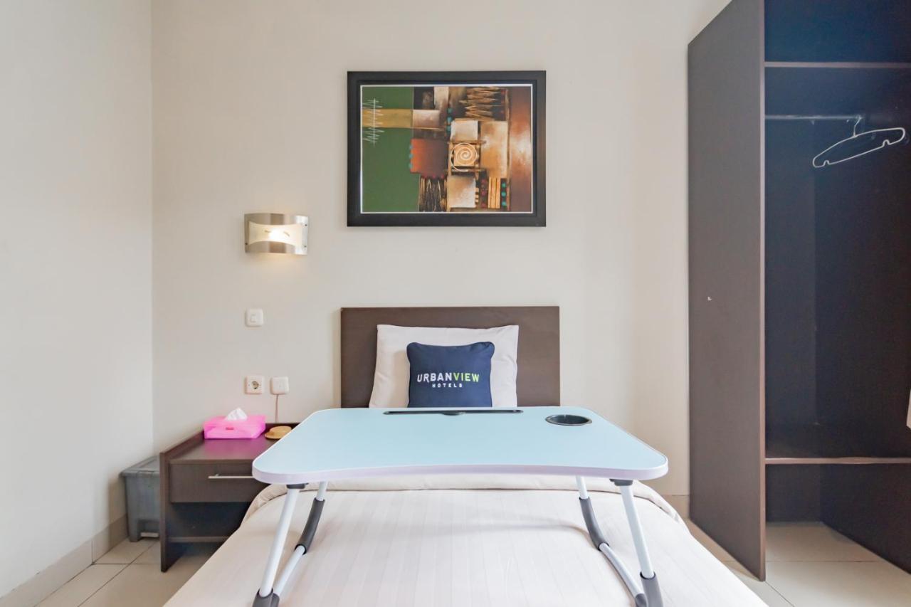 Urbanview Hotel Grand Malabar Бандунг Екстериор снимка