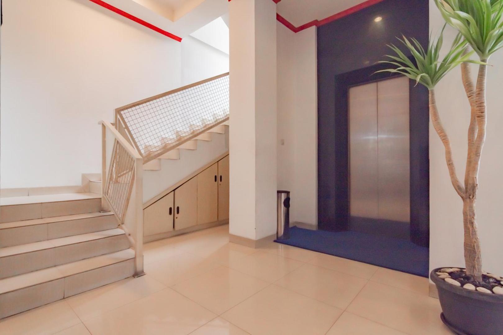 Urbanview Hotel Grand Malabar Бандунг Екстериор снимка