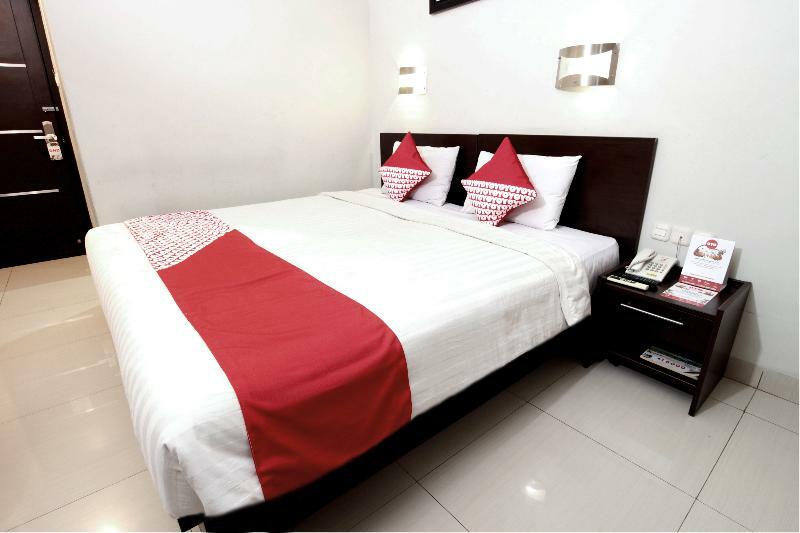 Urbanview Hotel Grand Malabar Бандунг Екстериор снимка