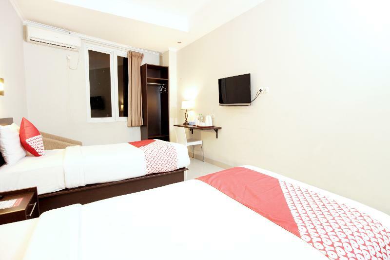 Urbanview Hotel Grand Malabar Бандунг Екстериор снимка