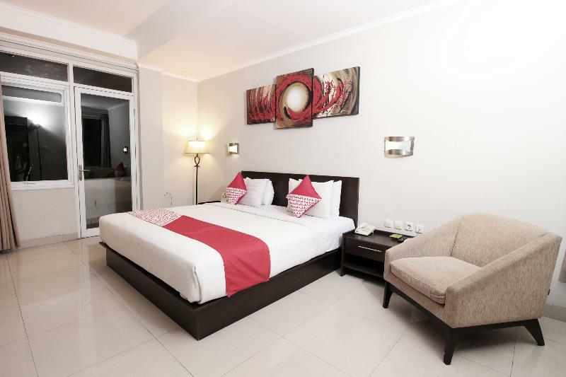 Urbanview Hotel Grand Malabar Бандунг Екстериор снимка